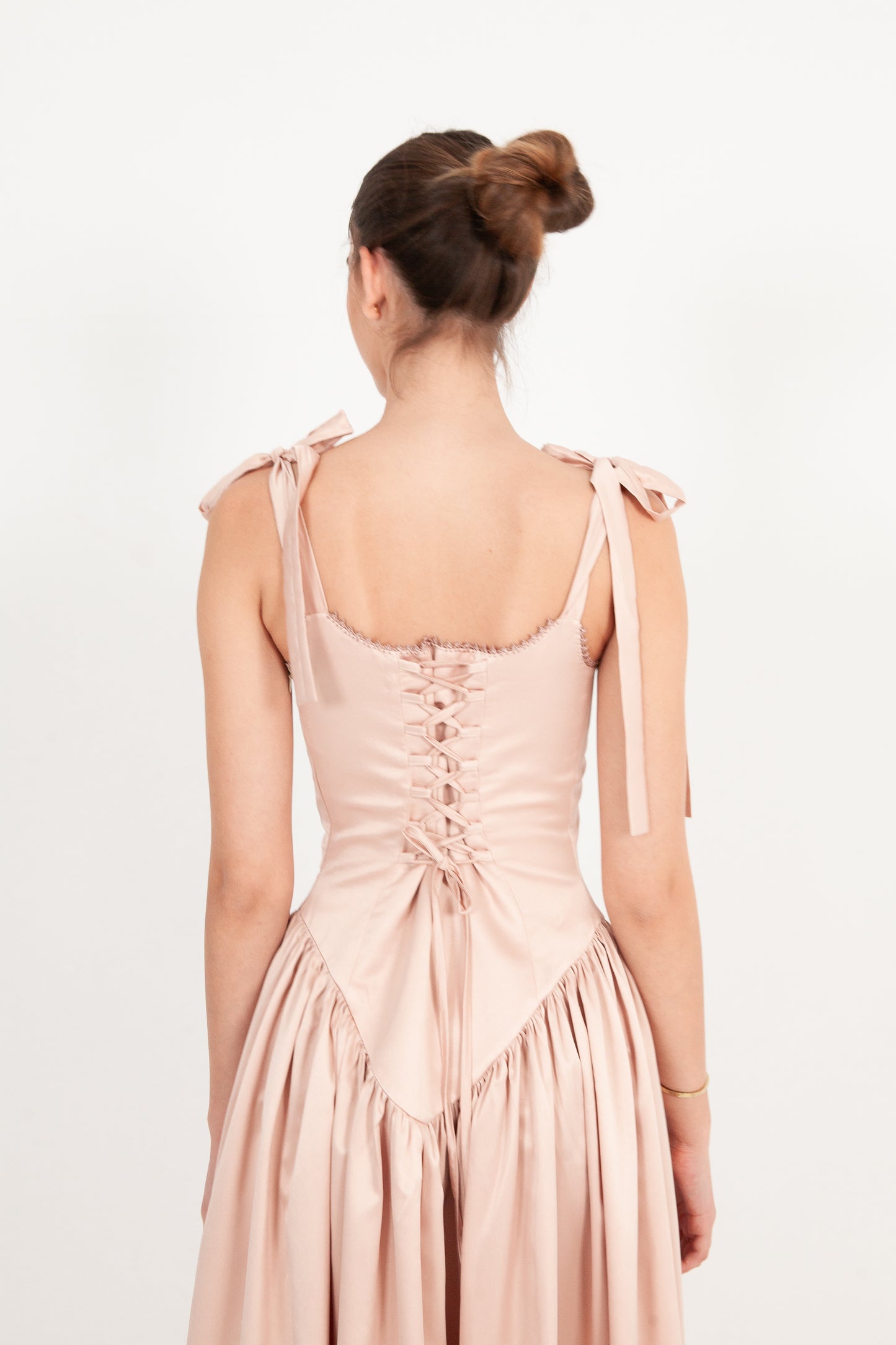 Robe Amara