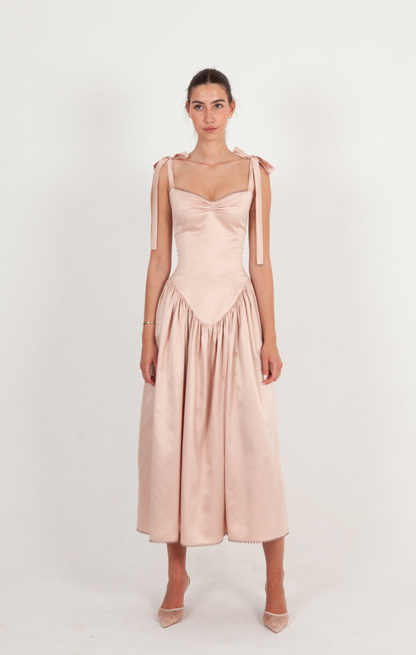 Robe Amara