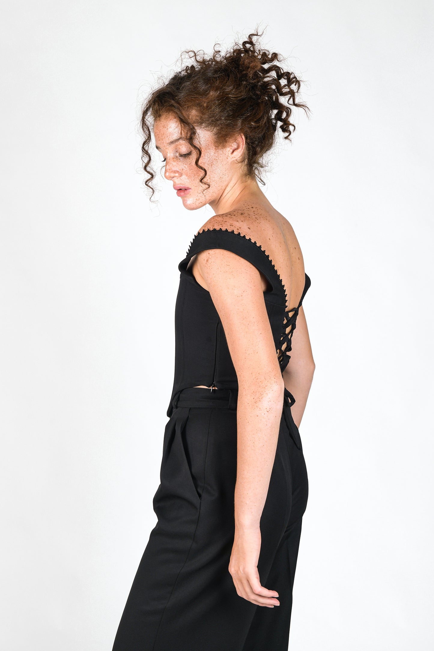 CORSET CLASSIQUE AVEC SNINATE