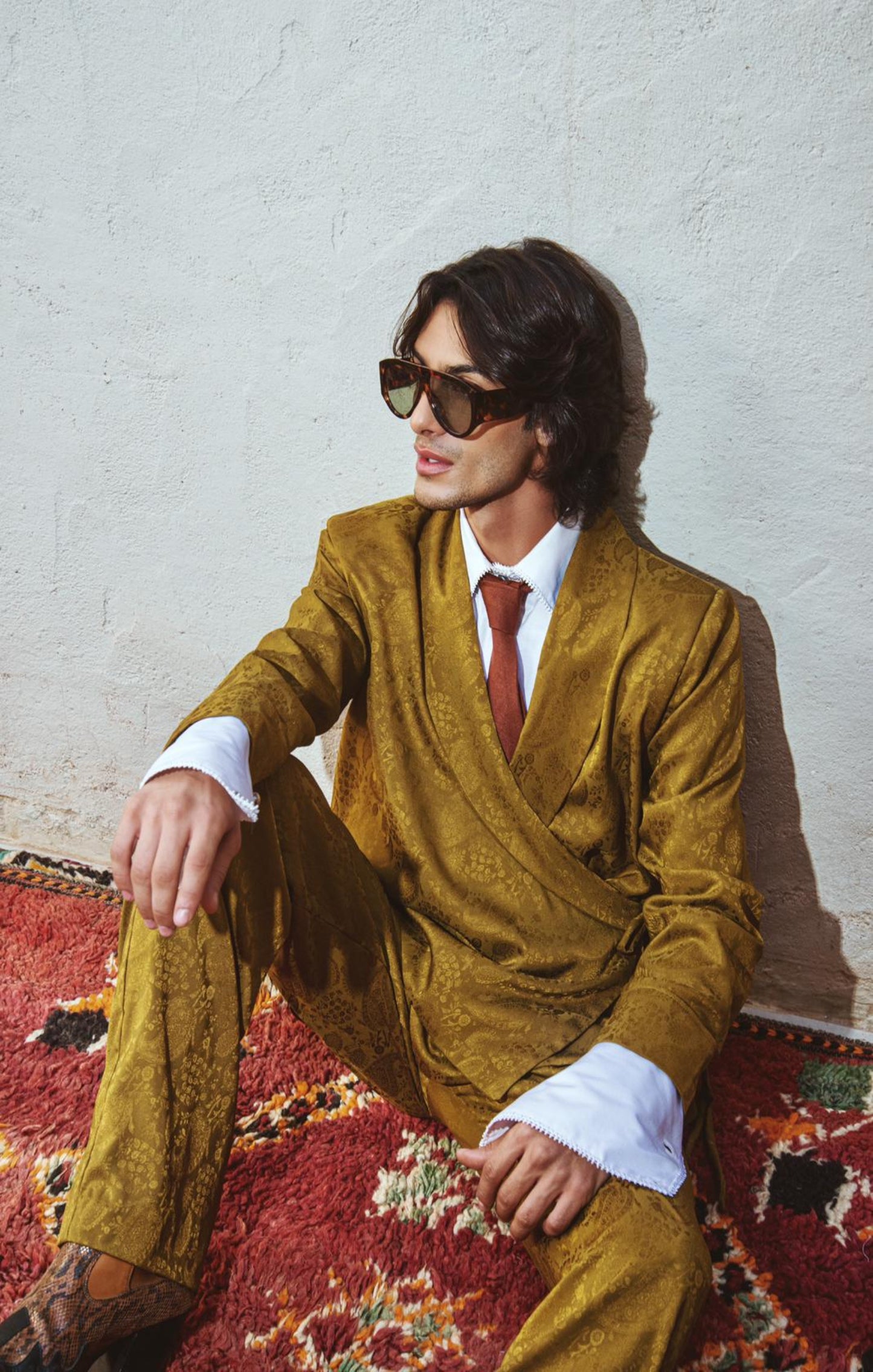 Ensemble moutarde en satin jacquard